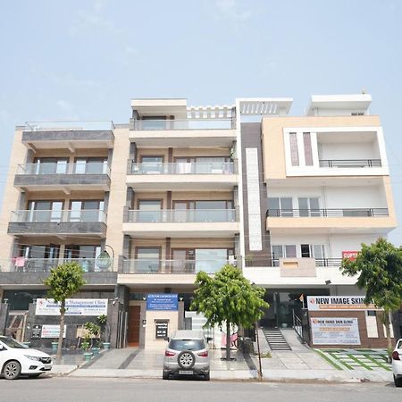 Gupta Residency Near Ajnara Heritage Noida Dış mekan fotoğraf